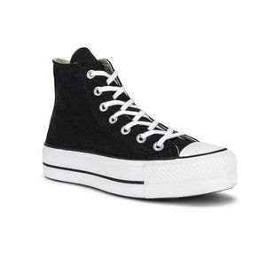 Chuck Taylor All Star Lift Hi Sneaker